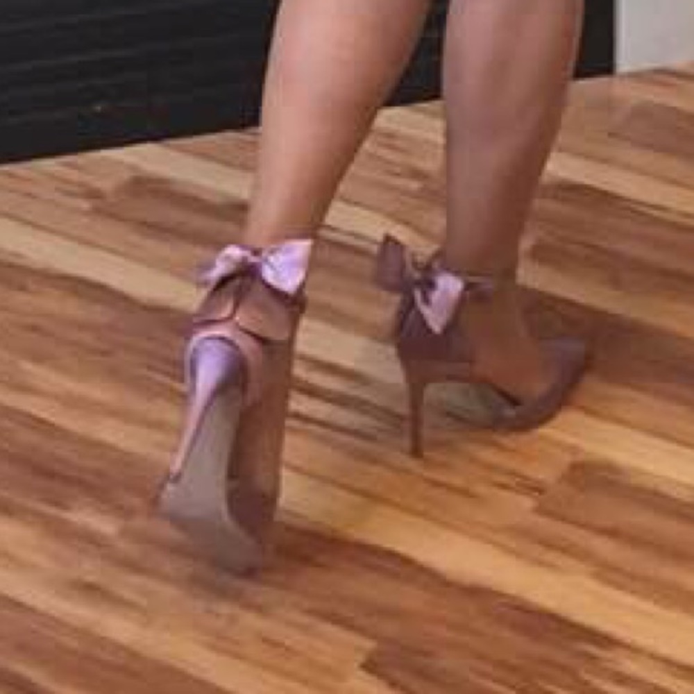 Jessica Simpson Shoe 👠